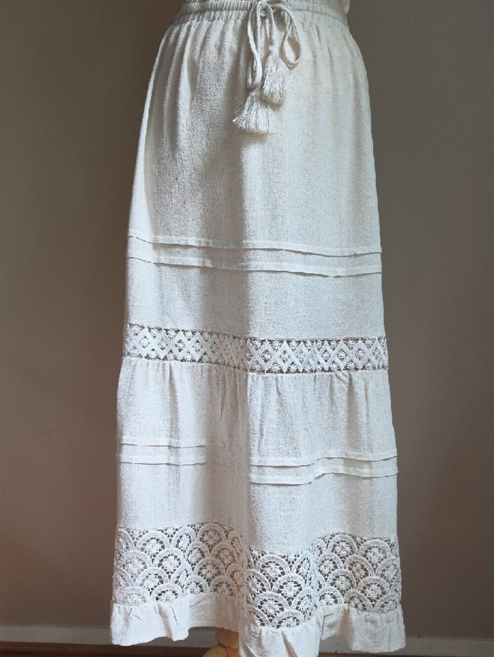White Lace-Trim Linen Maxi Skirt - Picture 2 of 12
